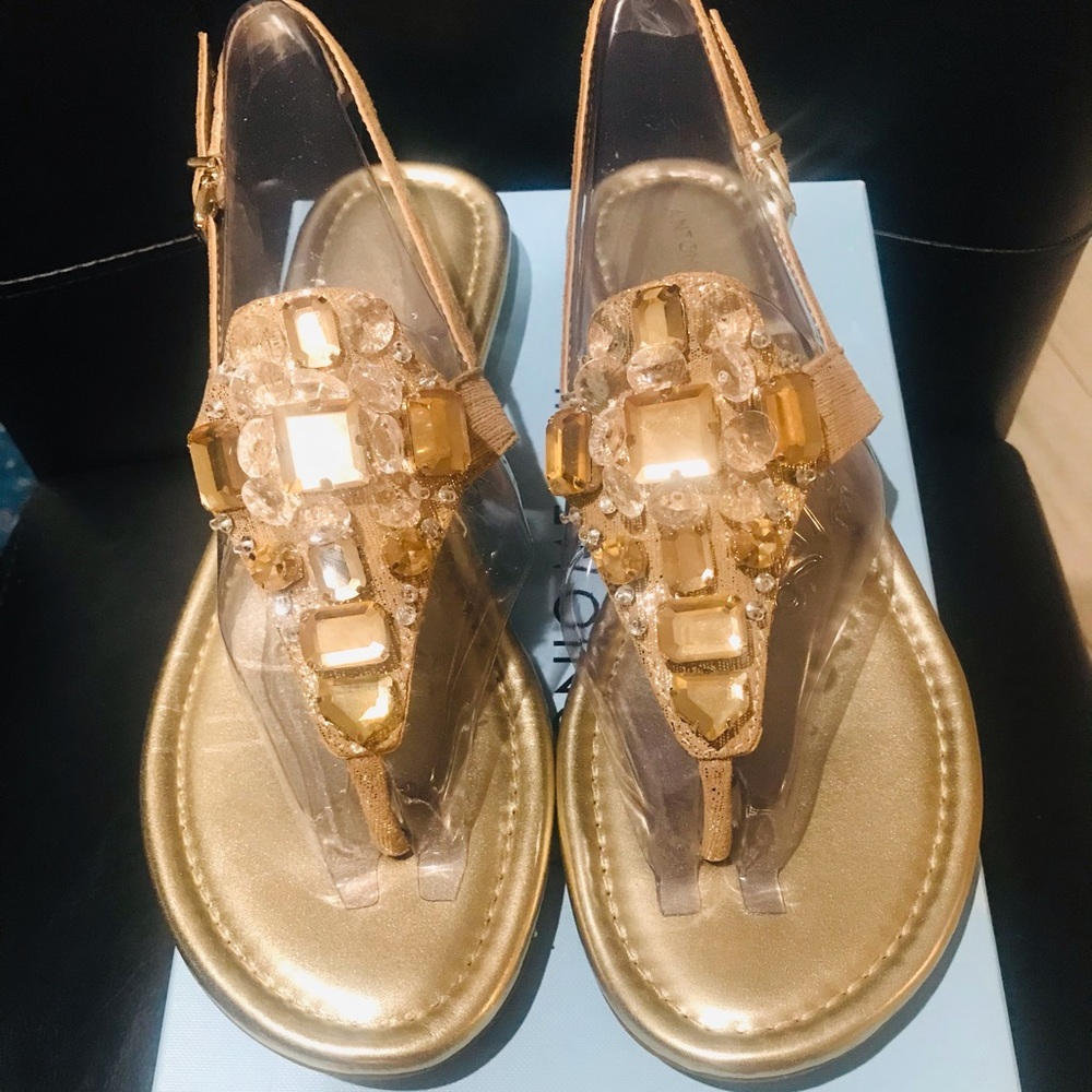 Antonio Melani Women’s Gold Sandals Sz 9.5